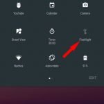 turn on and off flashlight on android